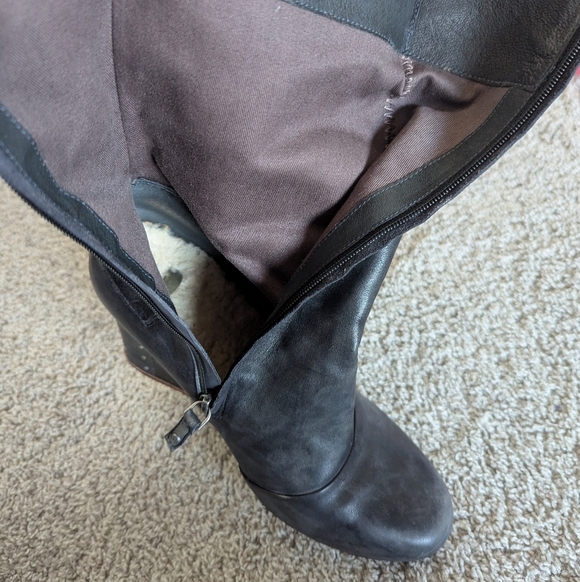 UGG Kendrick High Boots Distressed Grey Leather sz 9.5 - Picture 8 of 10